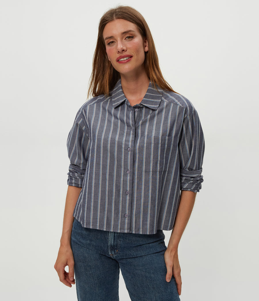 Scarlet Cropped Button Down Shirt in BLUE GREEN MULTI Close up View #BLUE GREEN MULTI
