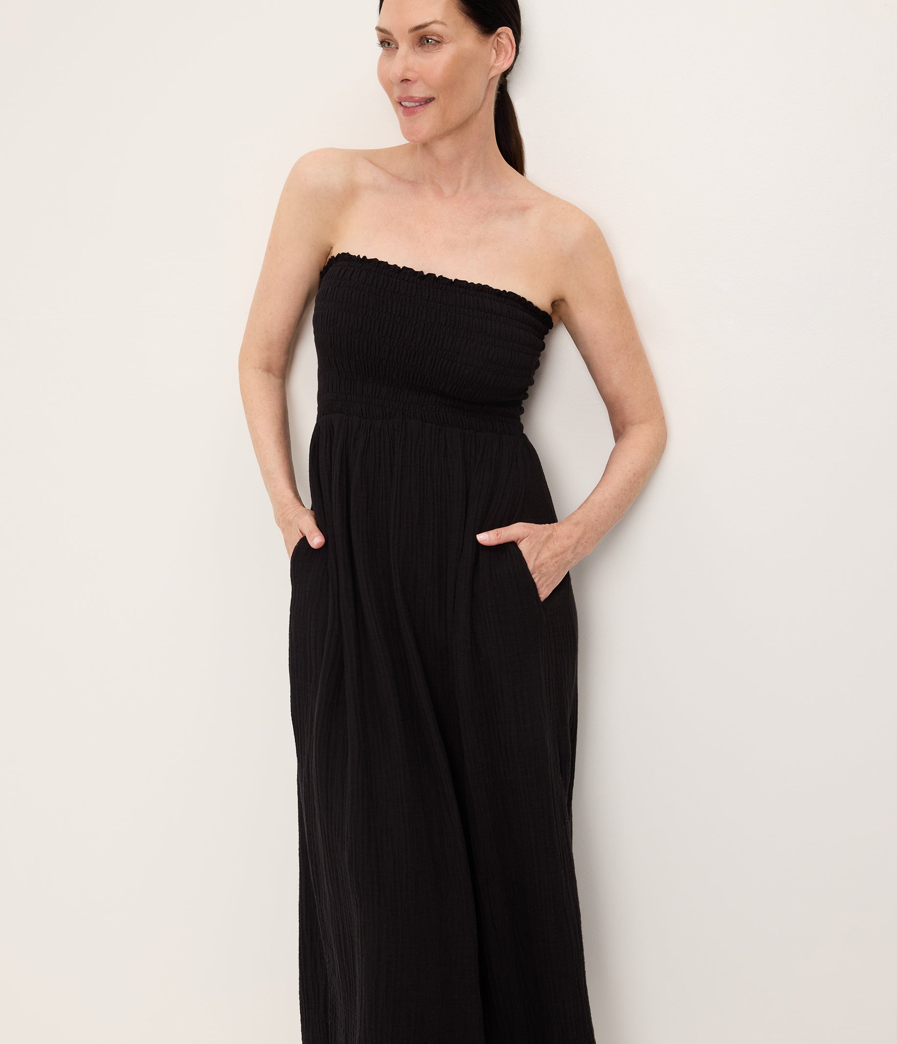black smocked dress Womens in Midnight L (12-14) It is perfect for a night out or a daytime activity Women's Coastal Poplin Elia Mini