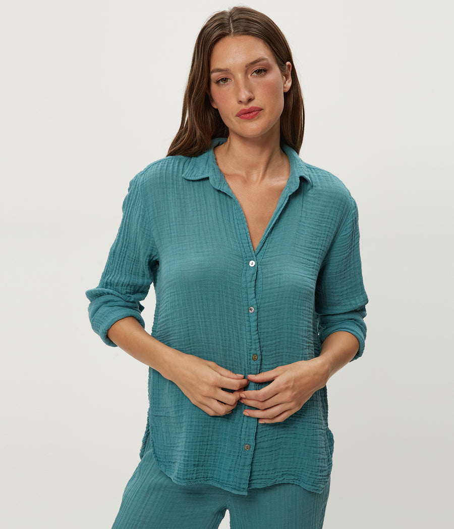 Leo Gauze Button Down Shirt in GLAZE Blue Close Up View #GLAZE