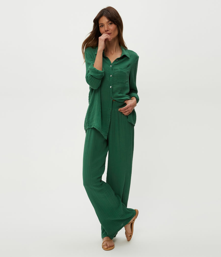 Susie Gauze Pant in Palm Green Close Up View #PALM