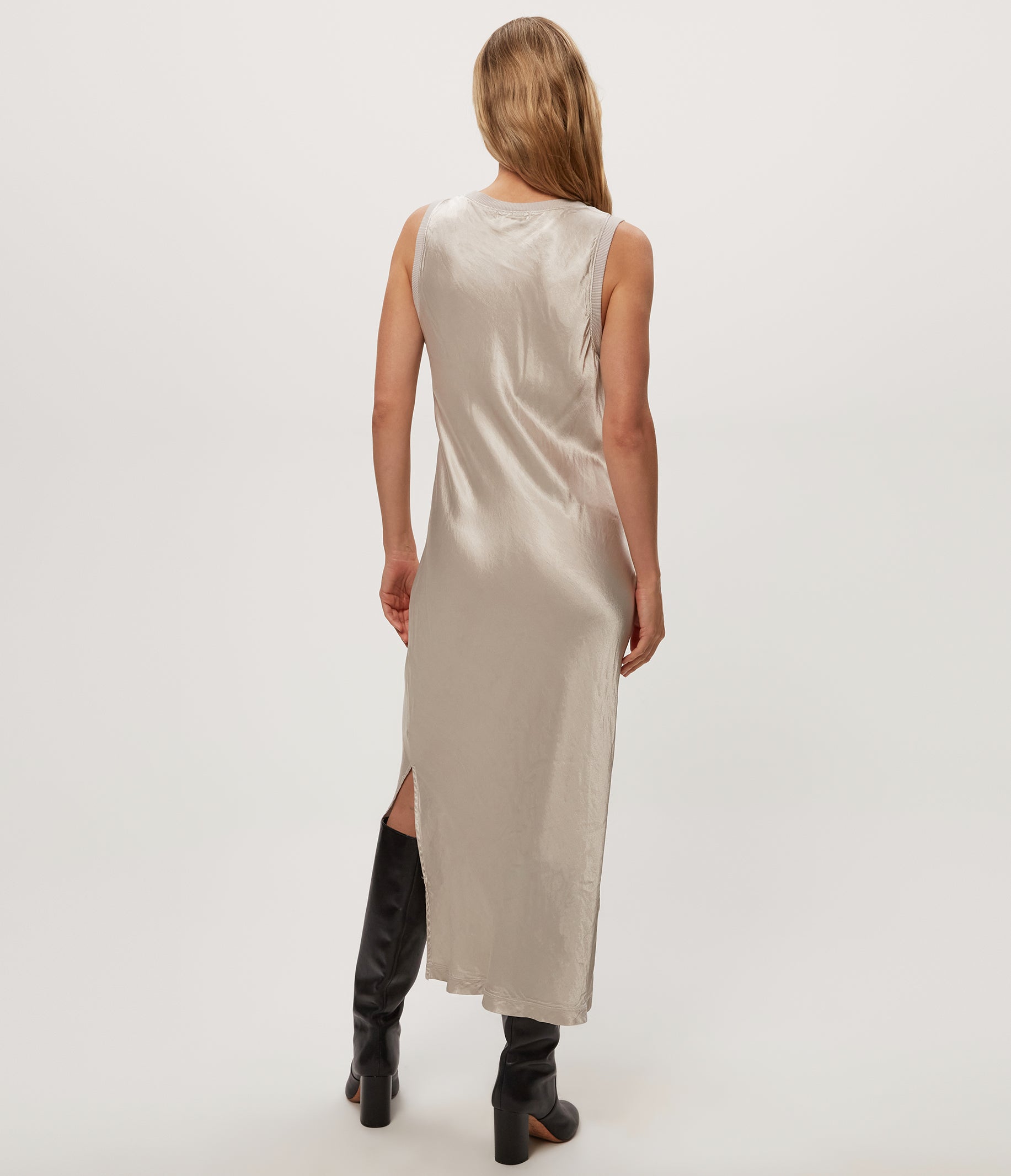 Michael Stars Randi V-Neck Midi in Cement - L