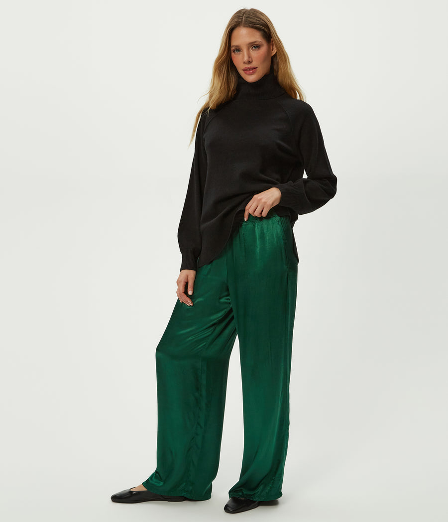 Cyrus Satin Pant in Emerald GREEN Side View #EMERALD