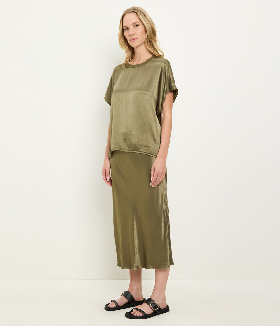 Flow Satin Tee in CAPER  Green Side View #CAPER
