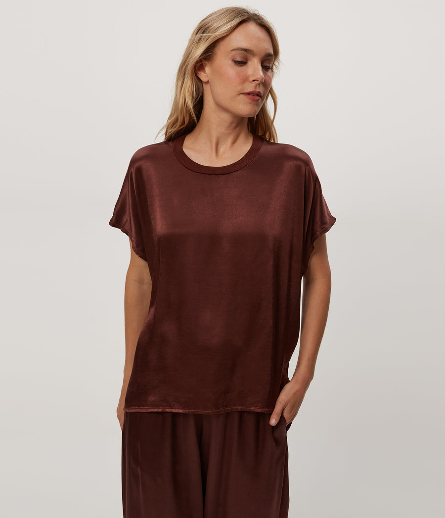 Flow Satin Tee in ESPRESSO Brown Close Up View #ESPRESSO