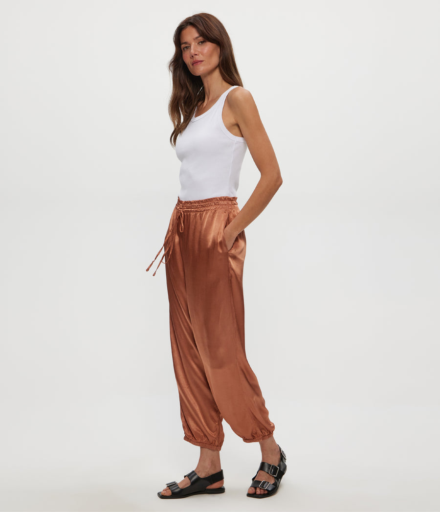 PIXIE JOGGER in TERRA Orange Side View #TERRA