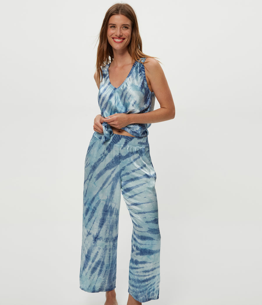 Sacha Double Dye Cropped Pant in LIGHT BLUE COMBO Close up View #LIGHT BLUE COMBO