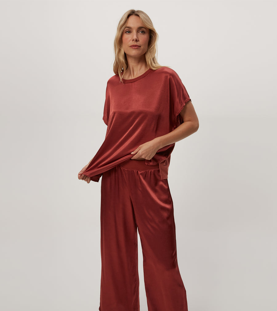 Sacha Satin Cropped Pant in MUSE ORANGE Combo Close up View #MUSE