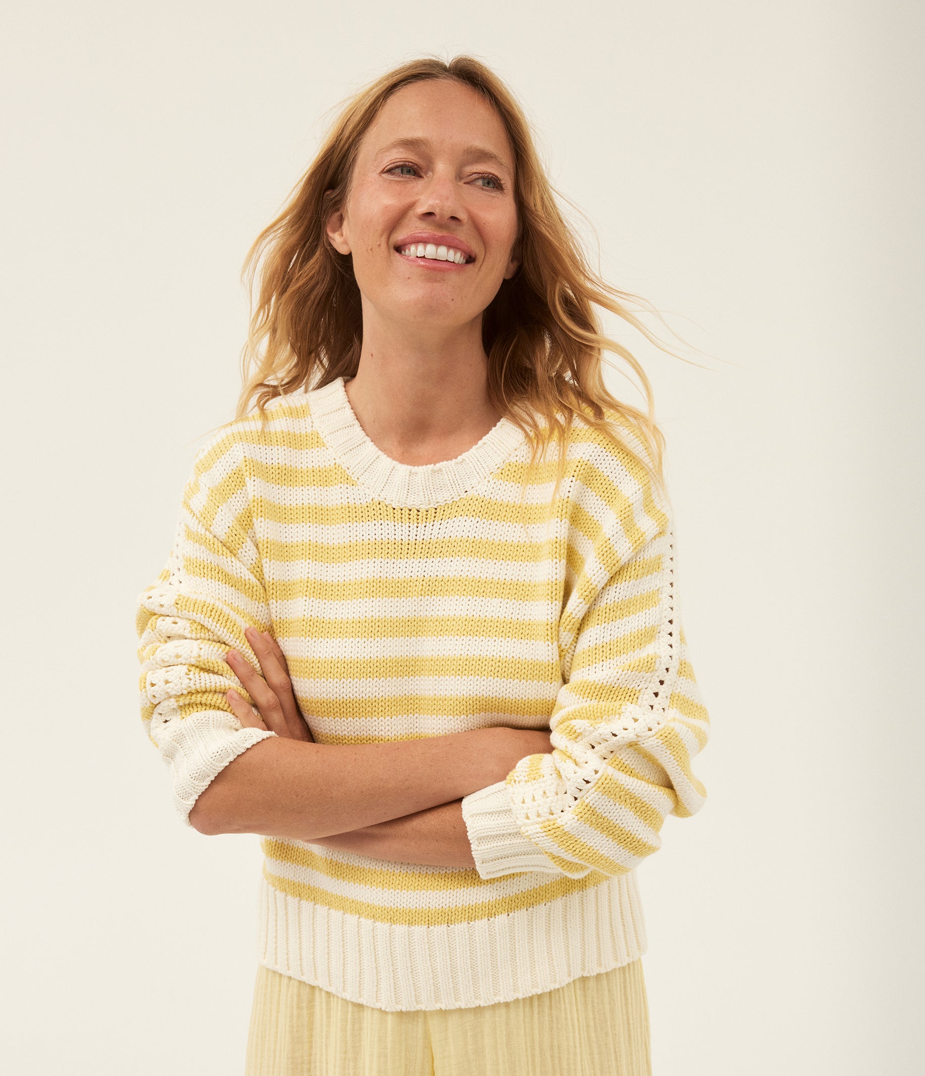 (取寄) マイケル スターズ レディース メルル ストライプド クルー ネック セーター Michael Stars women Merle Striped Crew Neck Sweater Lemonade Merle Striped Crewneck Sweater