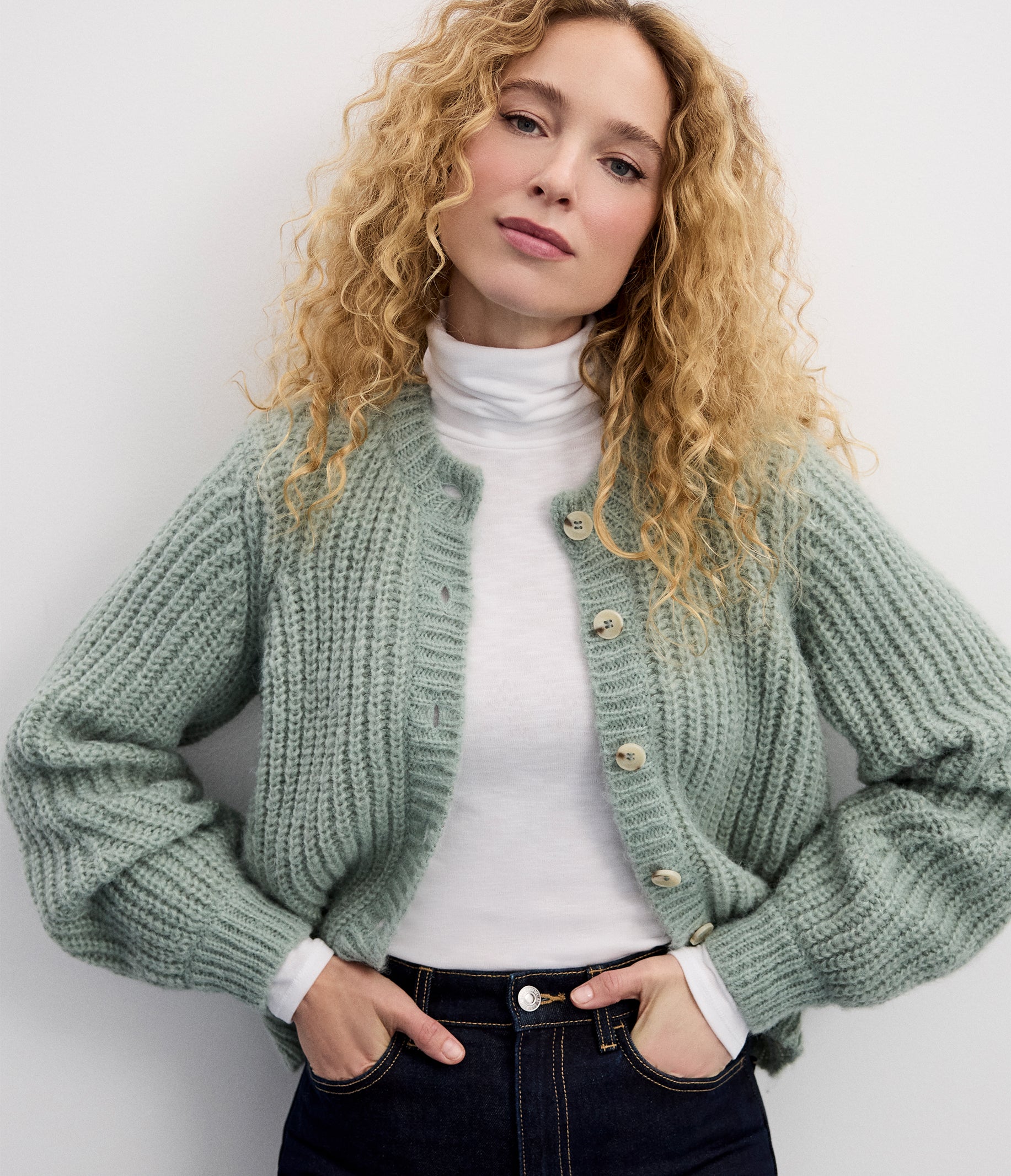 Lumi Crewneck Cardigan