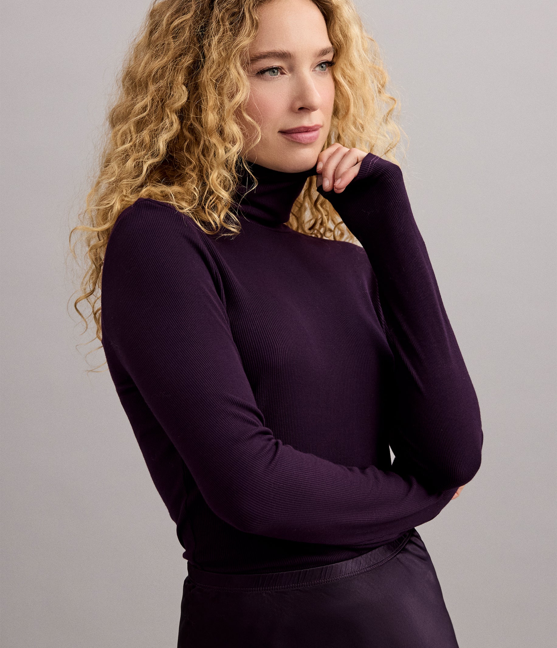 (取寄) マイケル スターズ レディース タラ クロップ タートルネック Michael Stars women Tara Crop Turtleneck Espresso Tara Crop Turtleneck