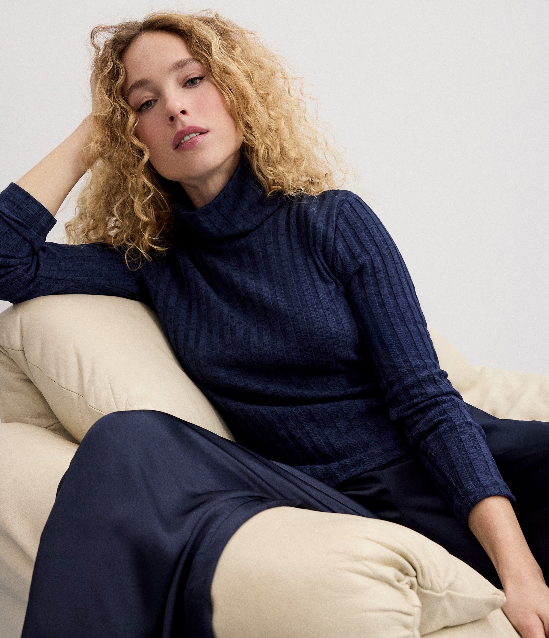 (取寄) マイケル スターズ レディース ライリー T ネック Michael Stars women Riley T Neck Nocturnal Riley Turtleneck