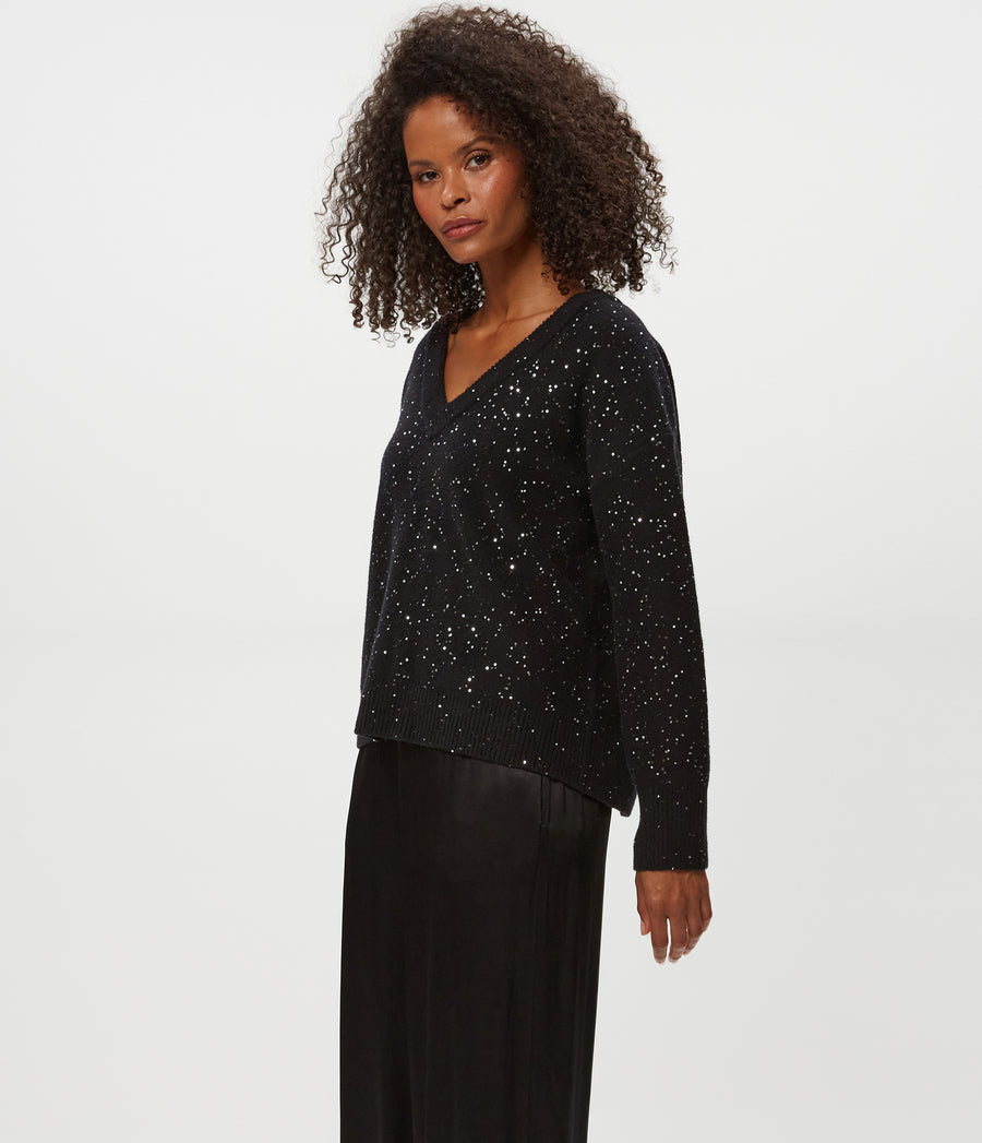 Francis V-Neck Sweater in Black Side View #BLACK