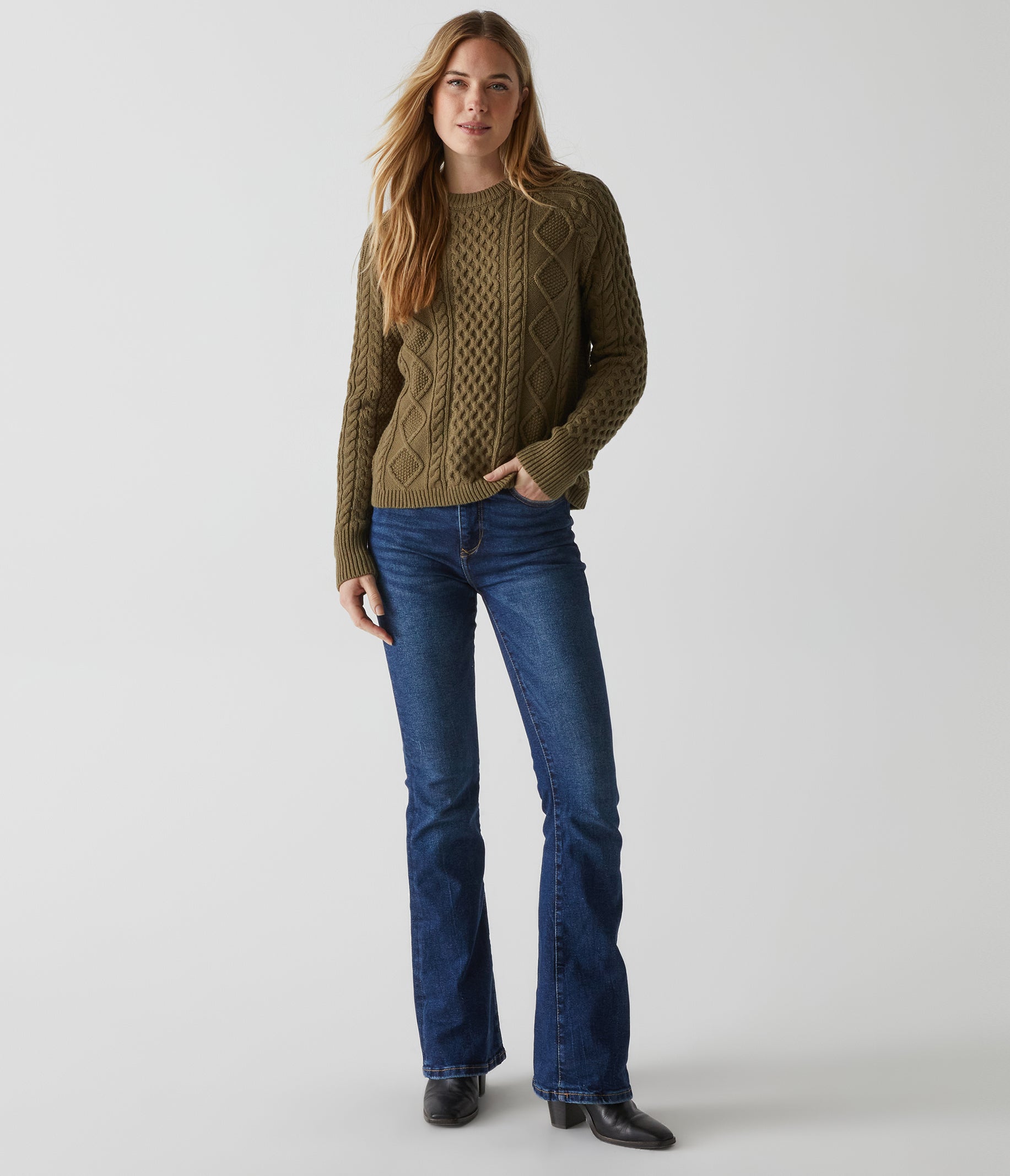 Hunter green cable knit sweater top