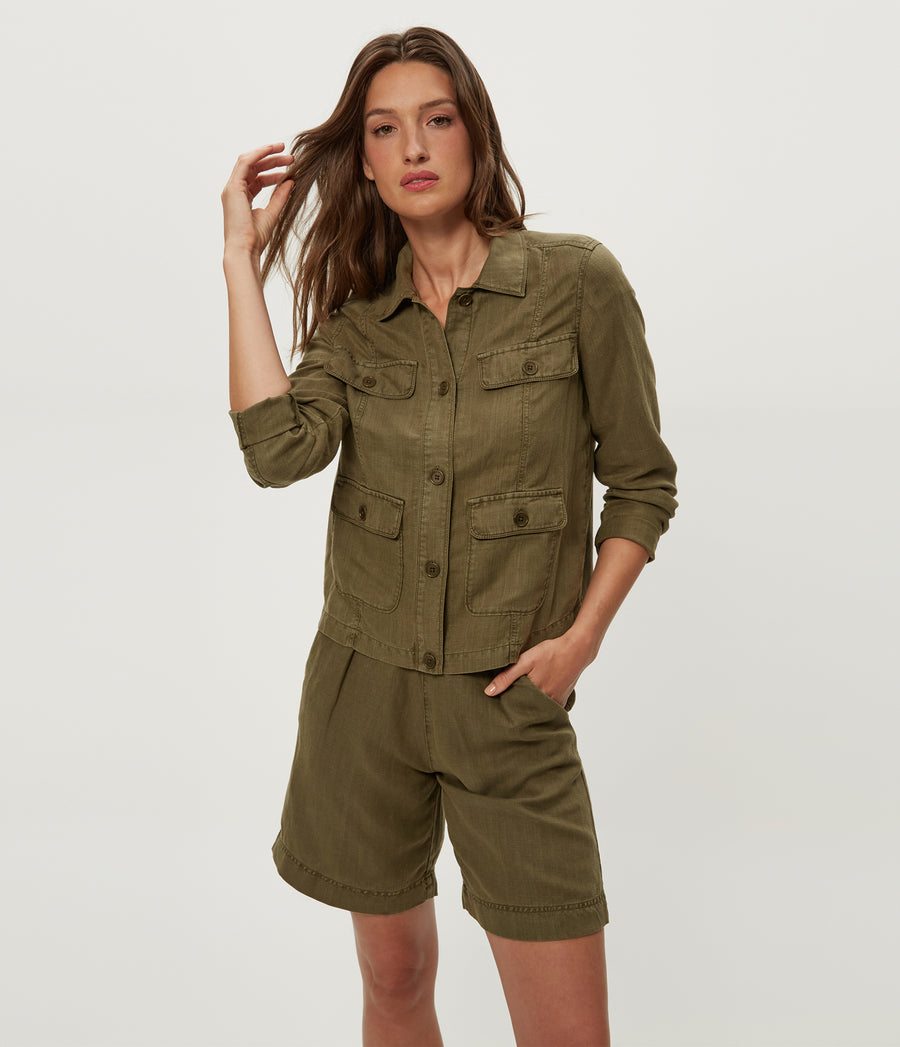 Nash Linen Jacket in CAPER Green Close up View #CAPER