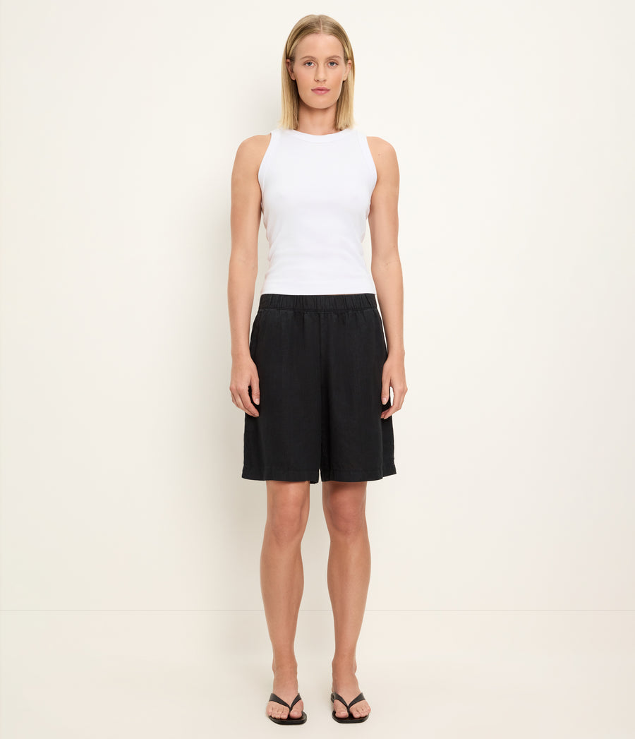 Veya Bermuda Shorts in Black Full Body View #BLACK